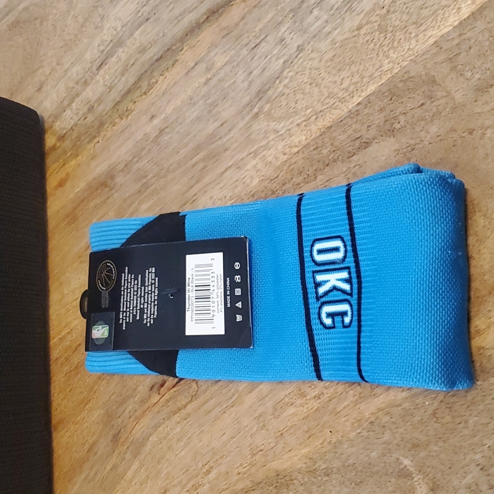 NBA OKC Chris Paul Unisex Hi Wire Crew Socks Sz Large - Picture 3 of 4